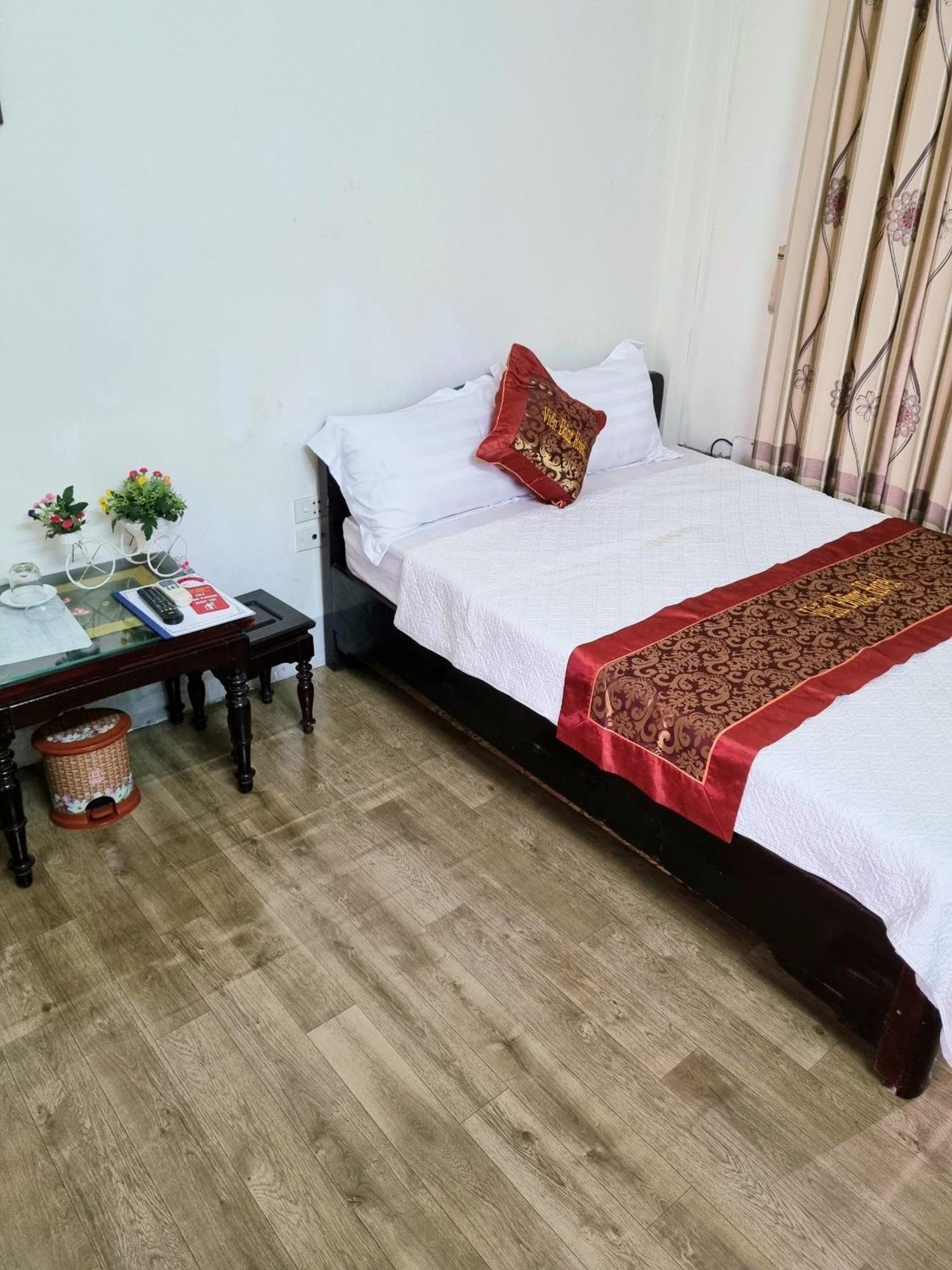 Hotel Khach San Vien Dong à Cửa Lò Extérieur photo