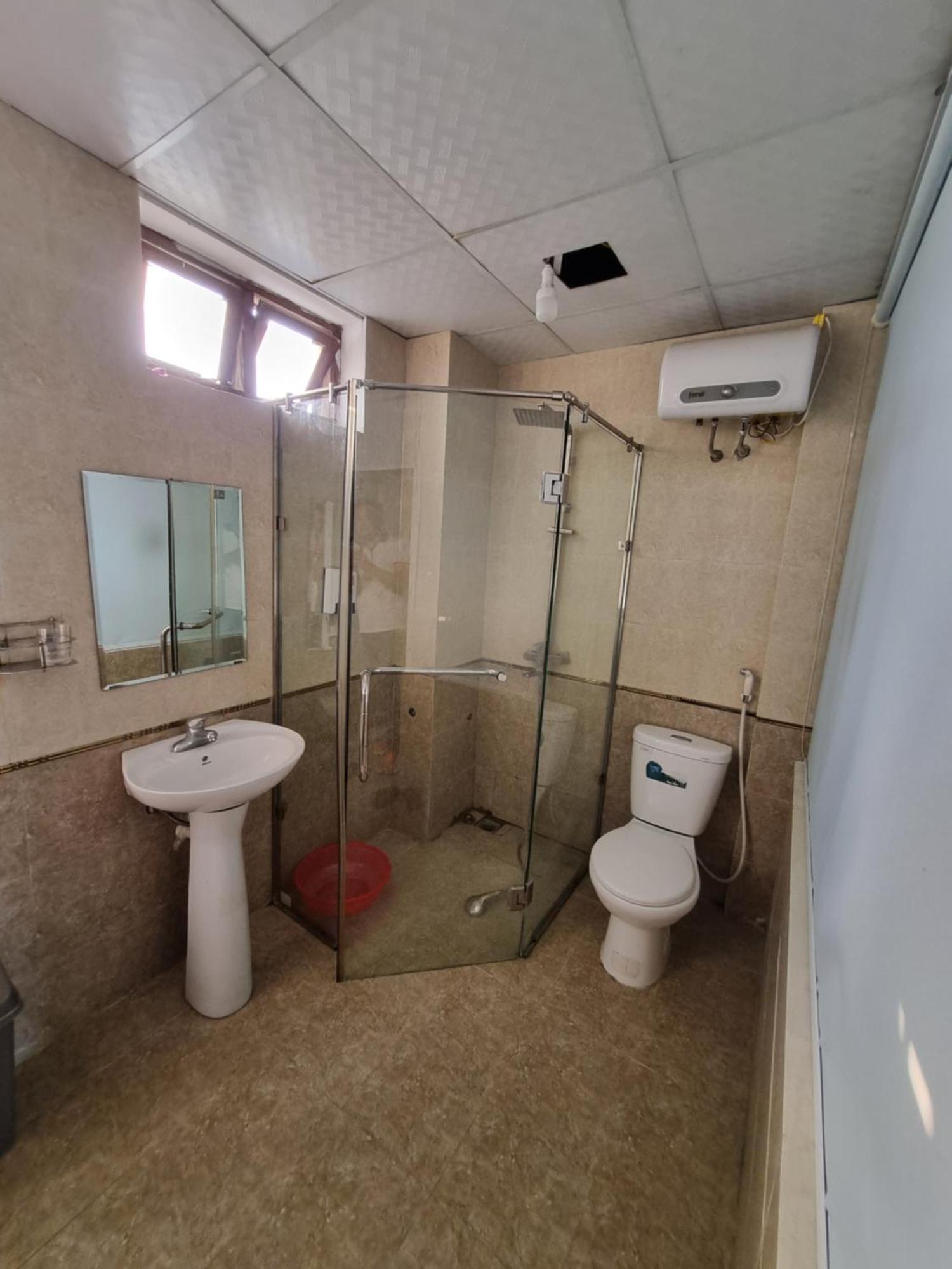 Hotel Khach San Vien Dong à Cửa Lò Extérieur photo