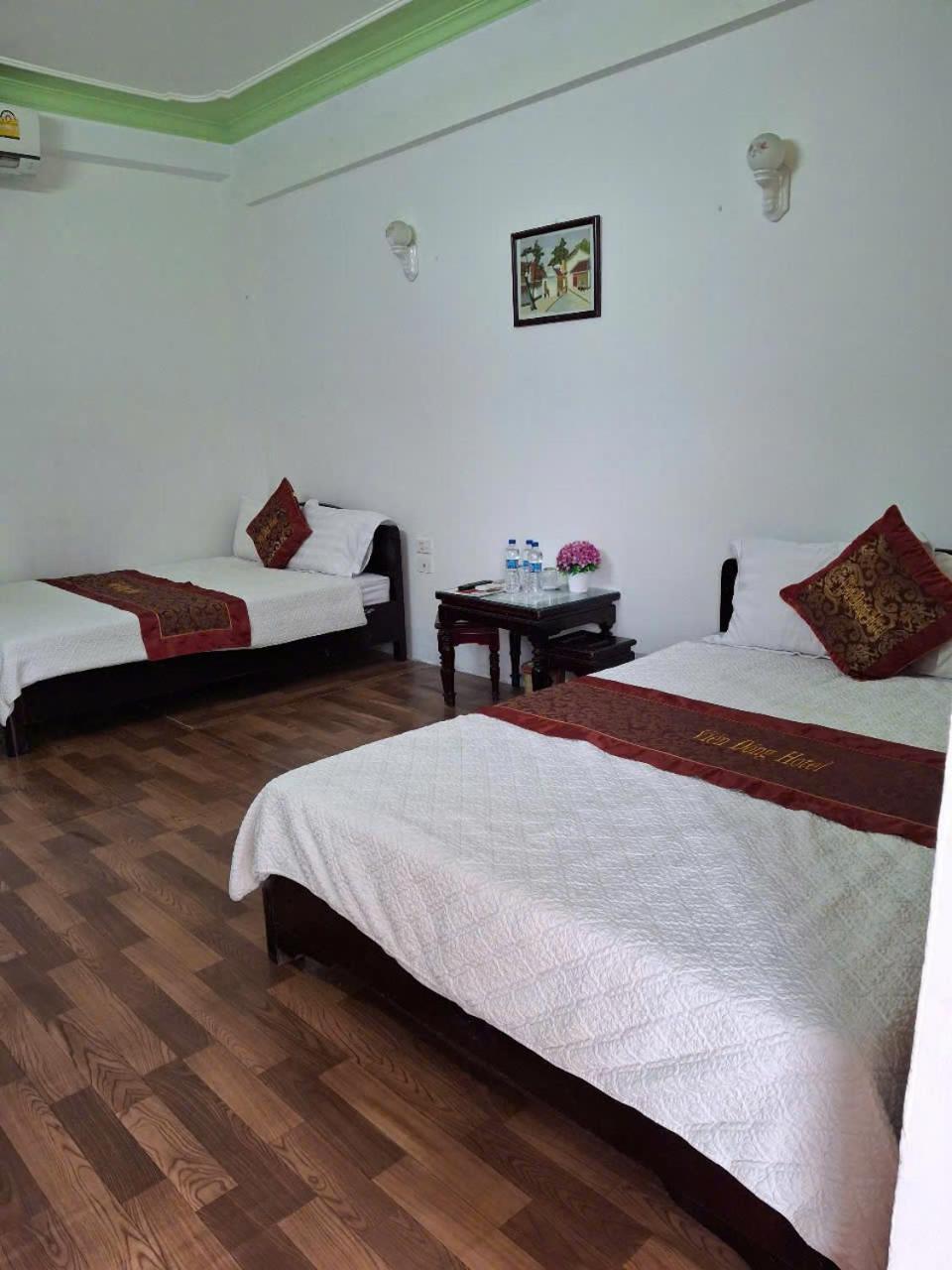 Hotel Khach San Vien Dong à Cửa Lò Extérieur photo